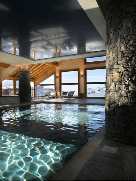 Swimming Pool with excellent views-  les Granges du Soleil- La Plagne 