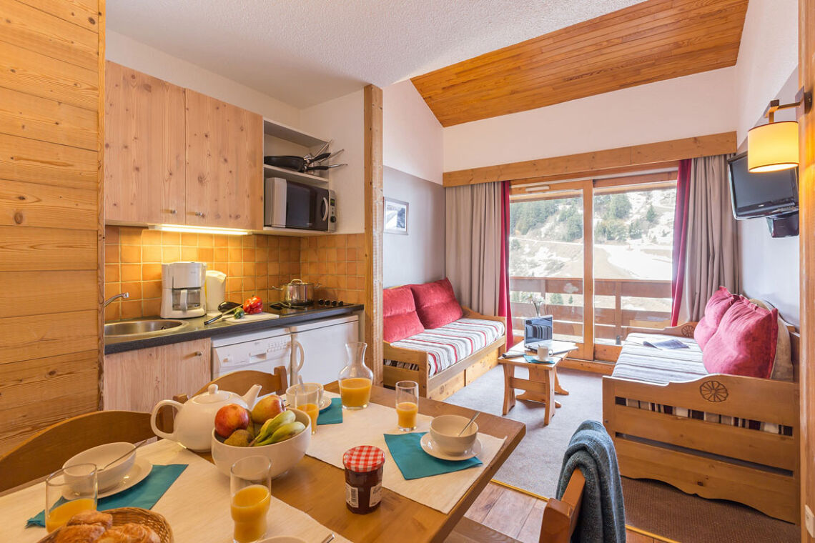 Les Sentiers du Tueda, Meribel, Dining Area