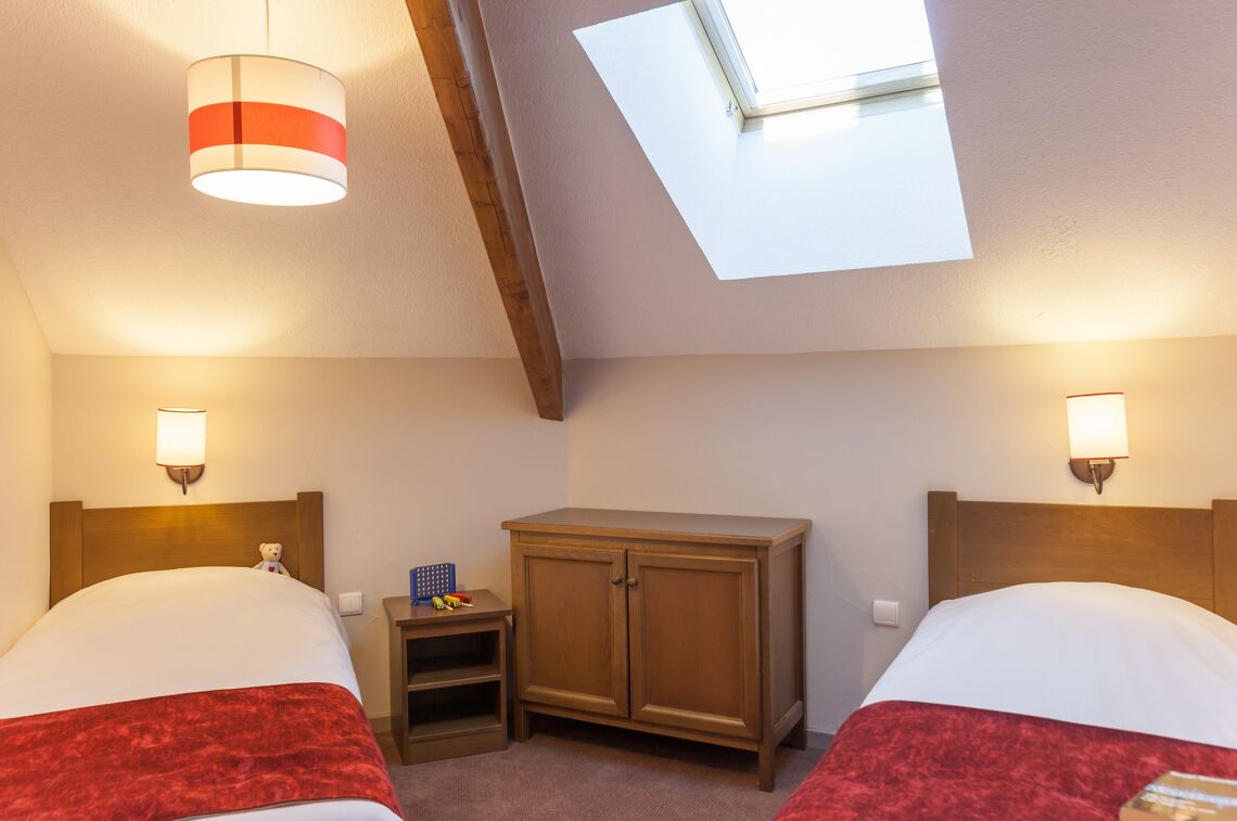 Twin Beds in Les Temples du Soleil Val Thorens