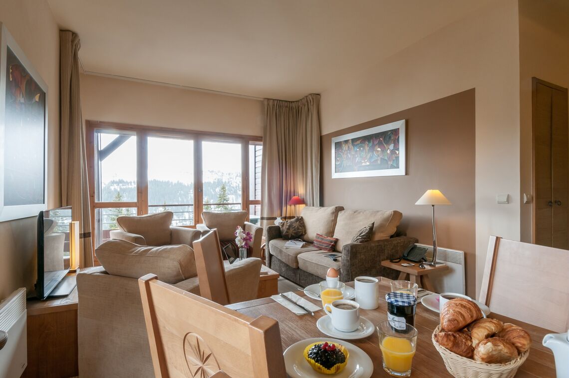 Breakfast Table in Les Terrasses D'Eos Flaine