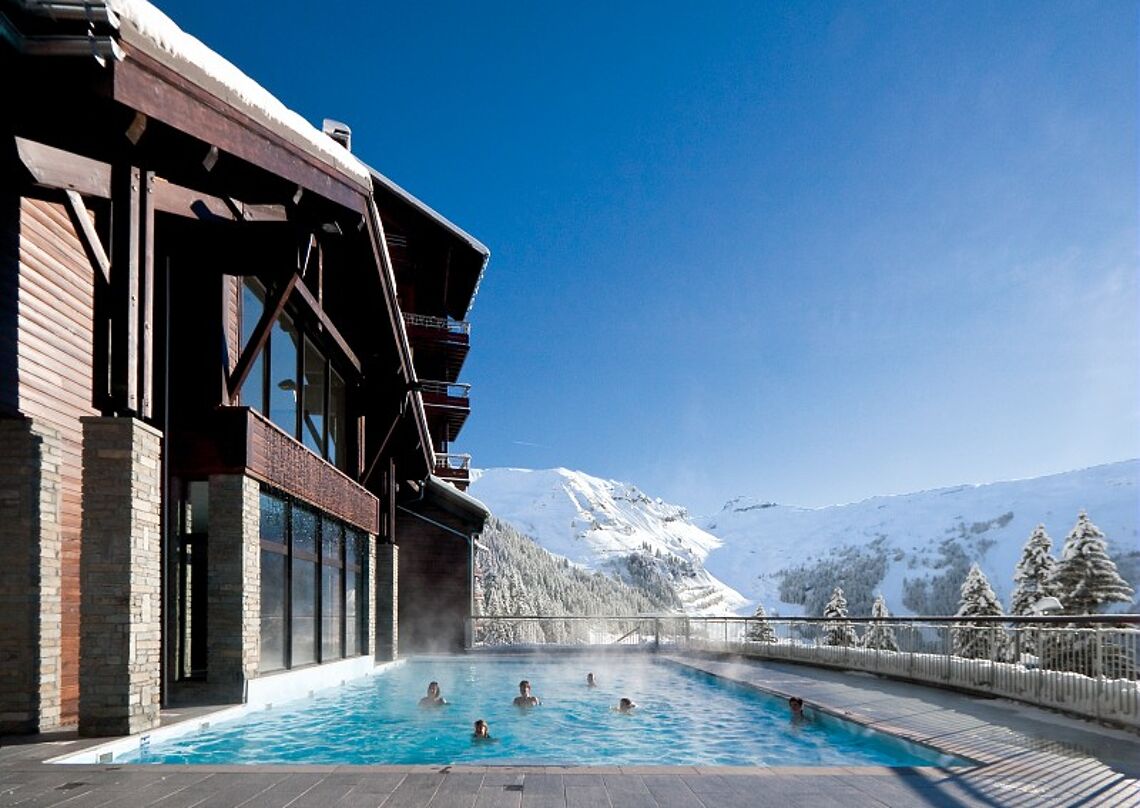 outdoor heated pool, Flaine, Pierre & Vacances Premium Les Terrasses d'Eos 