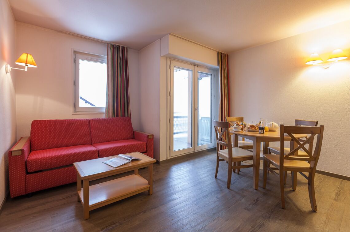 Living area La Riviere Chamonix