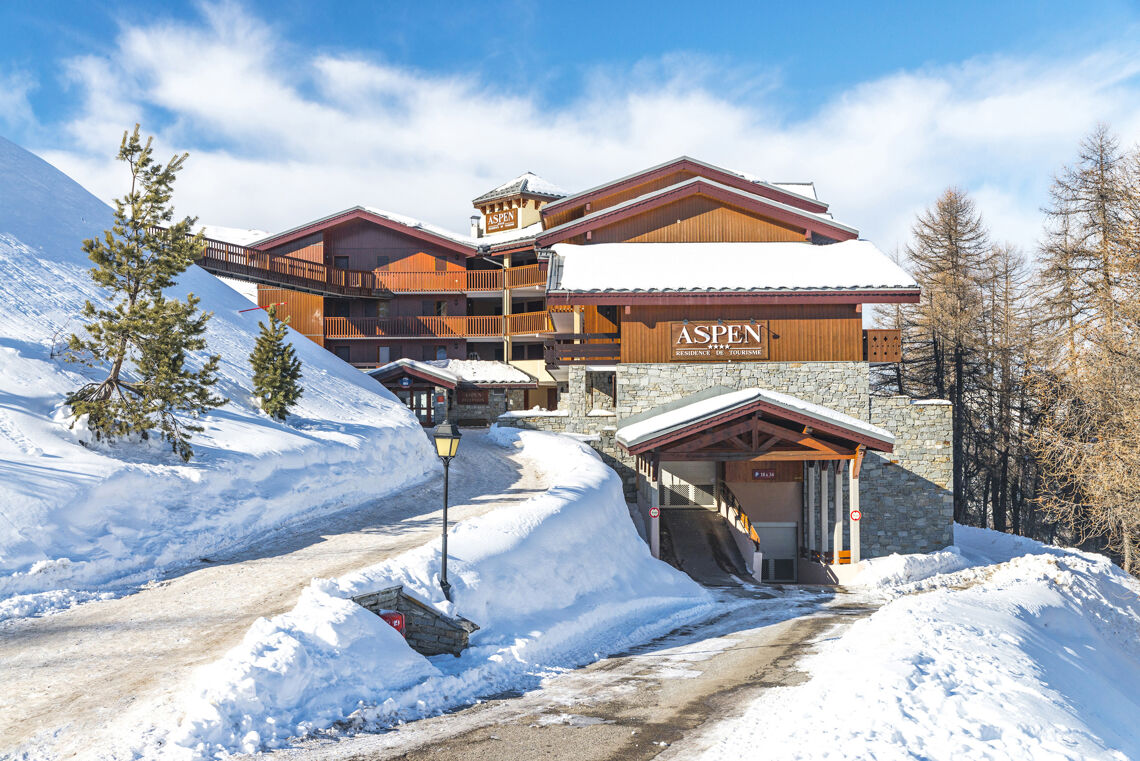 Aspen Lagrange - Exterior