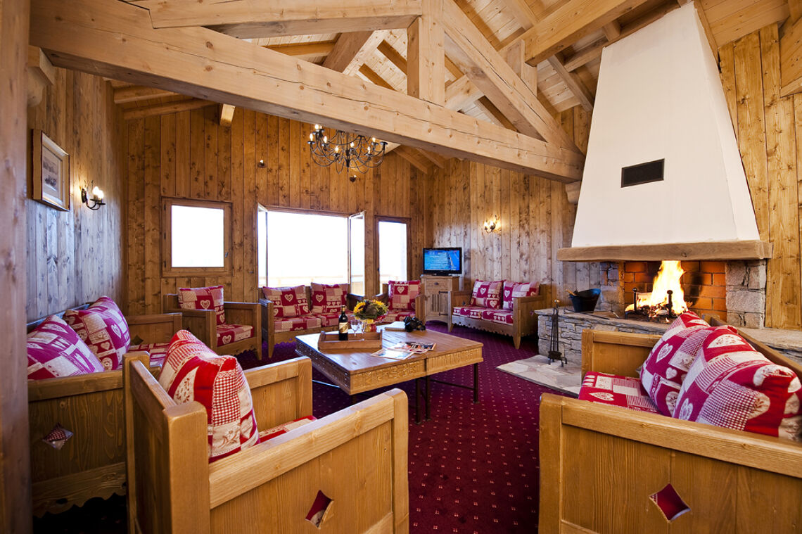 Apartment Sitting Area in Chalet Le Refuge La Rosière