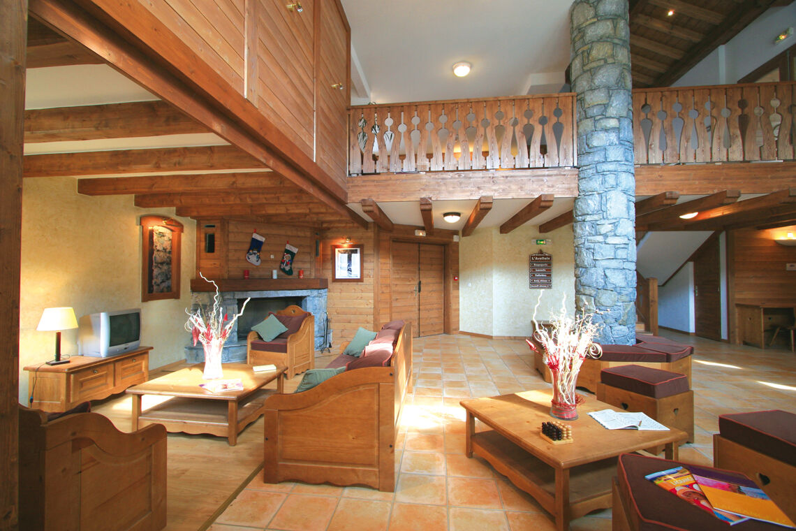 The lounge in l'Arollaie