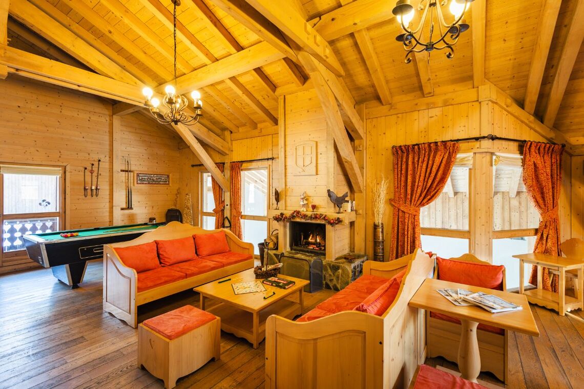 Ferme de Samoens communal lounge