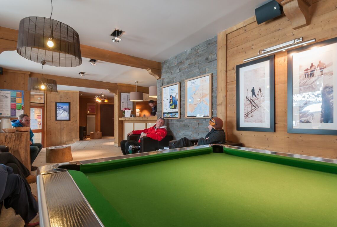 Pool Table Les Crêts Meribel