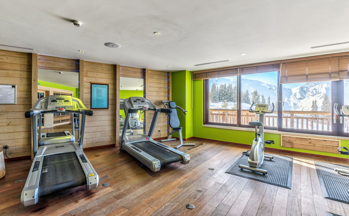 The gym at residence L'Amara