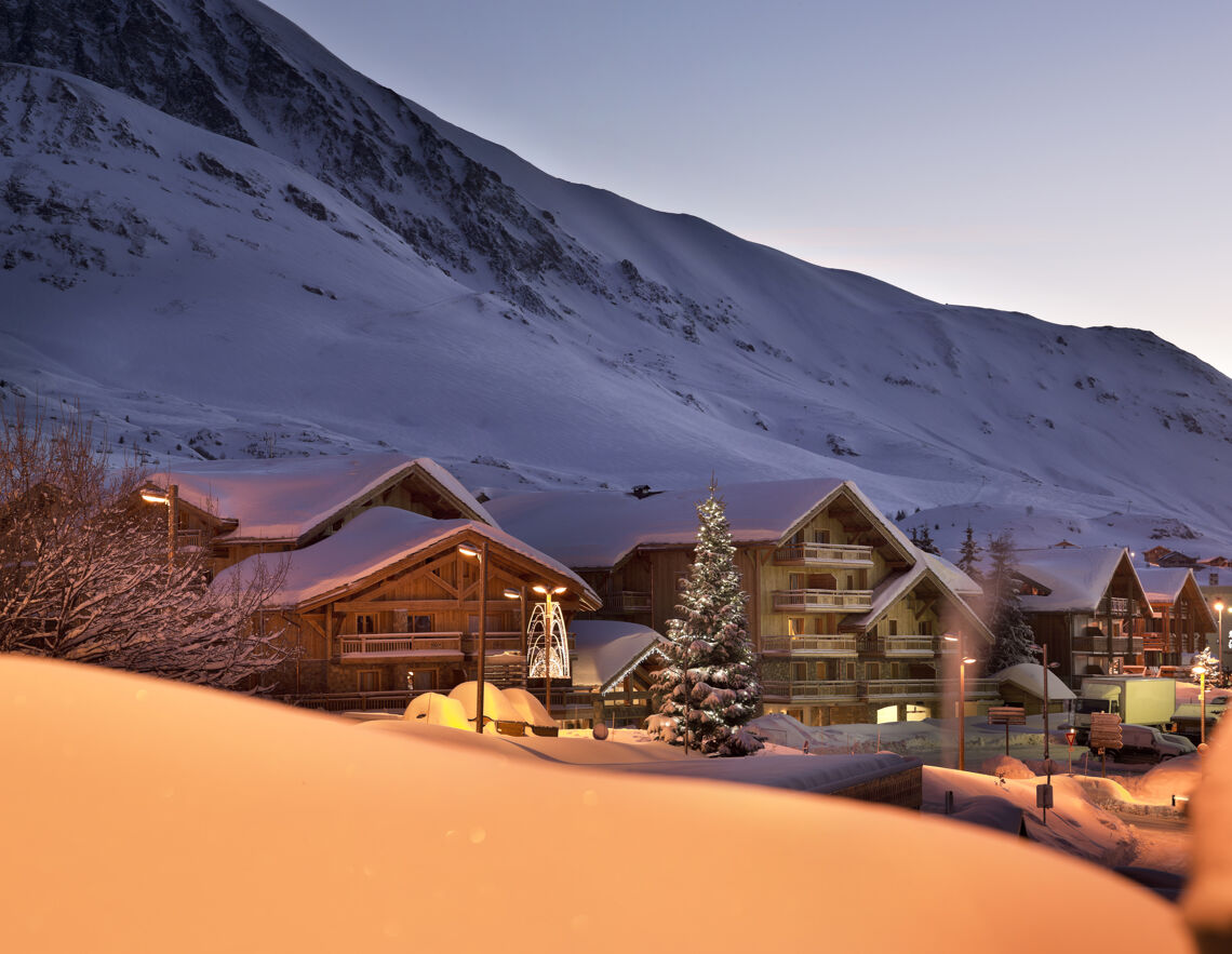 Le Cristal de l'Alpe at dawn