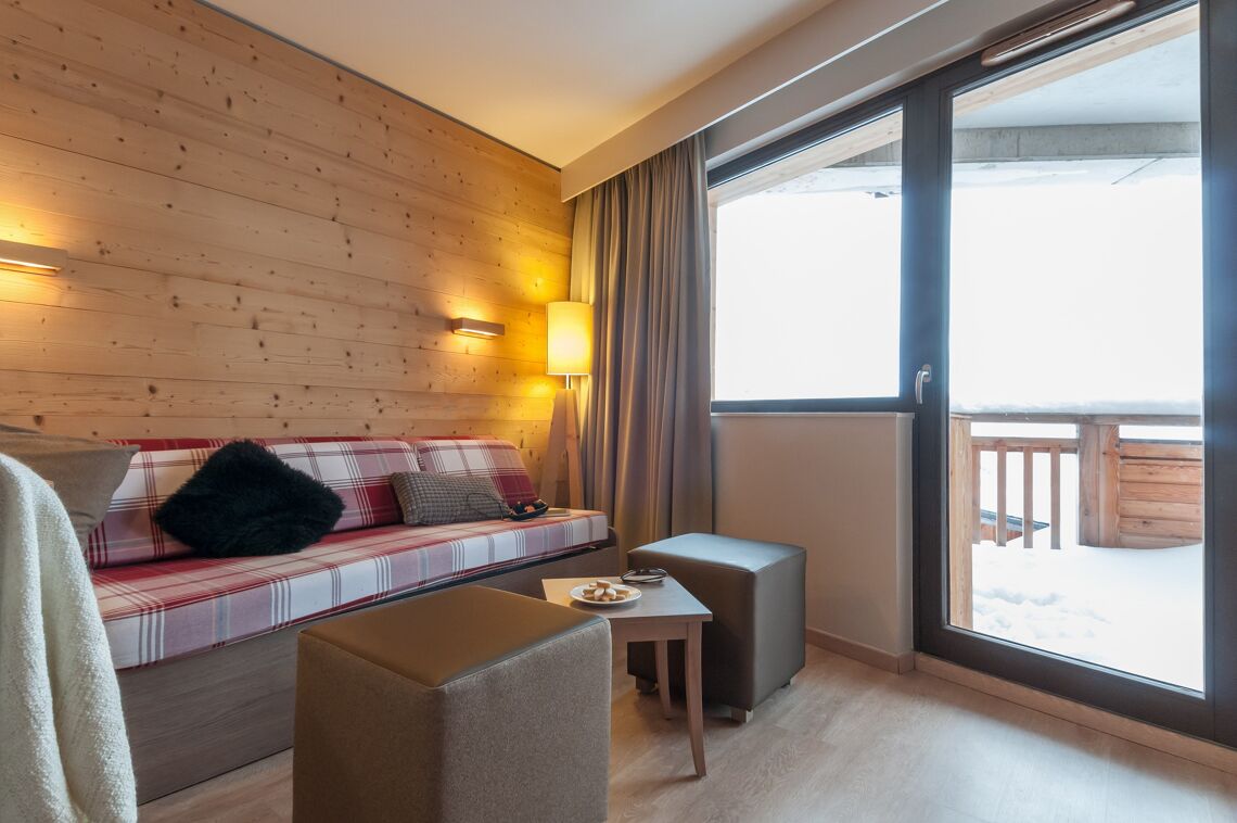 Balcony access Les Crozats Avoriaz