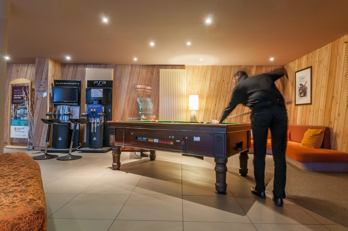 Pool Table Les Crozats Avoriaz