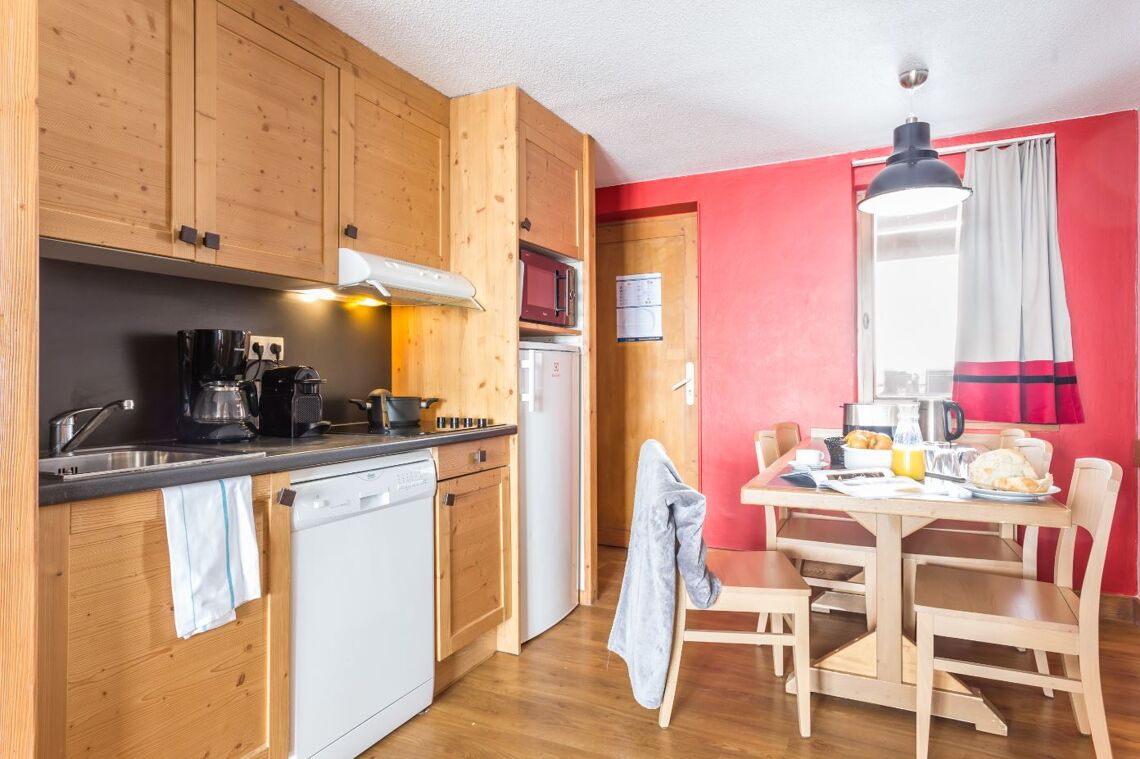 Kitchen dining L'Ours Blanc