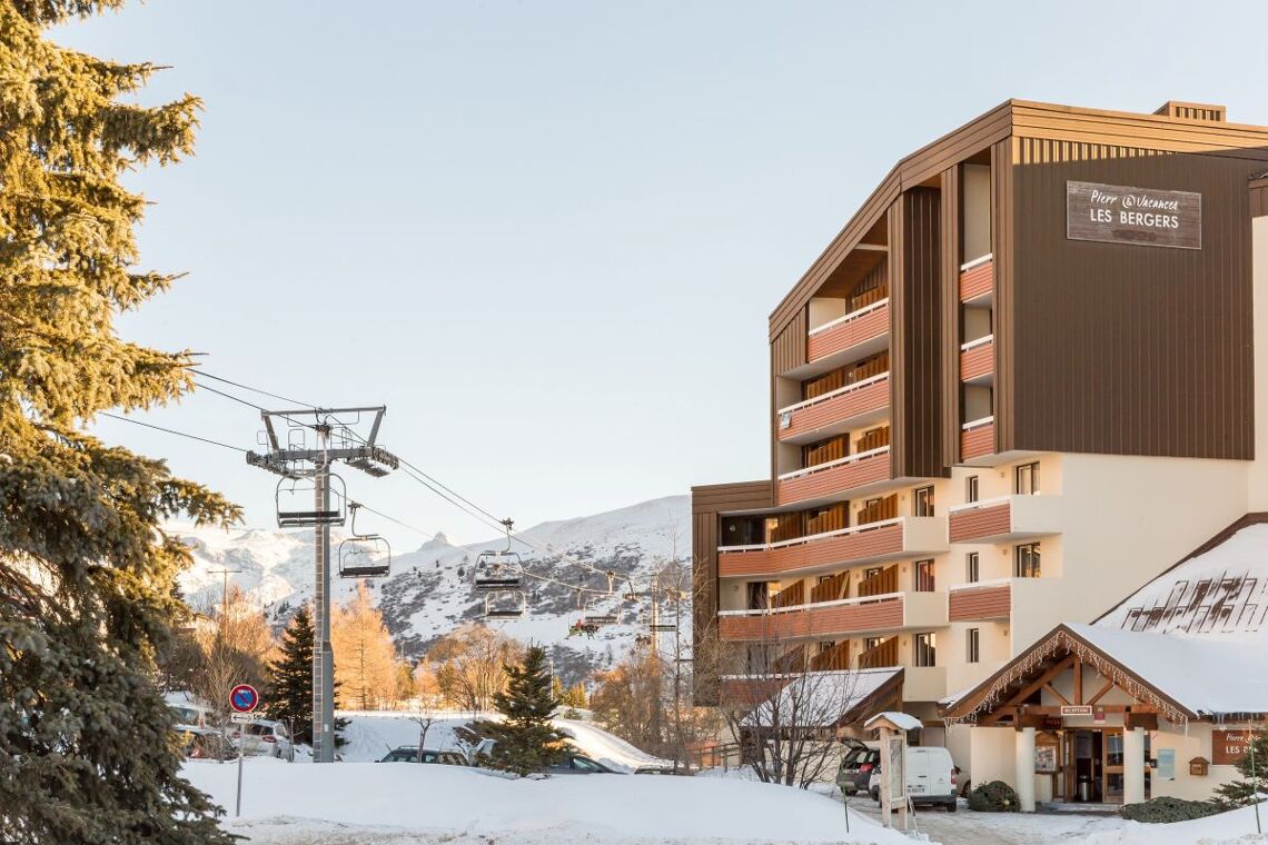 Exterior of Les Bergers Alpe d'Huez