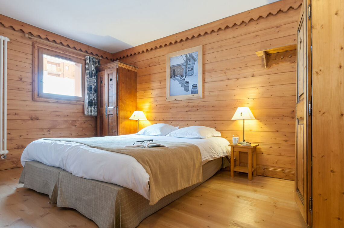 Les Alpages de Chantel Double Bed