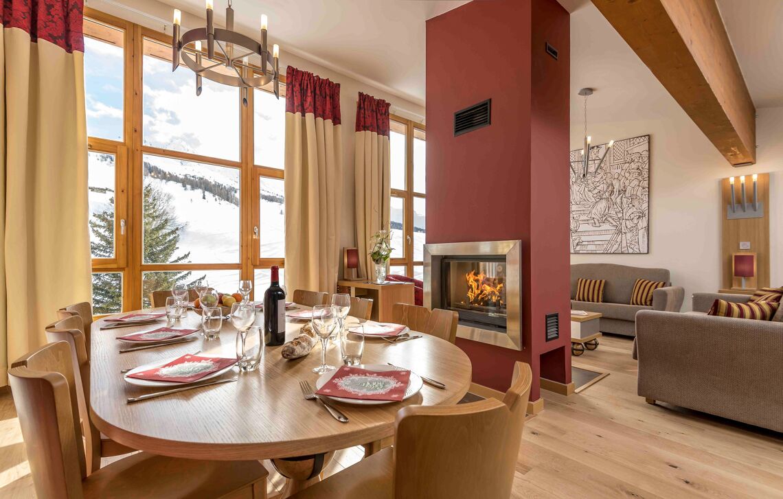 Residence Edenarc dining lounge