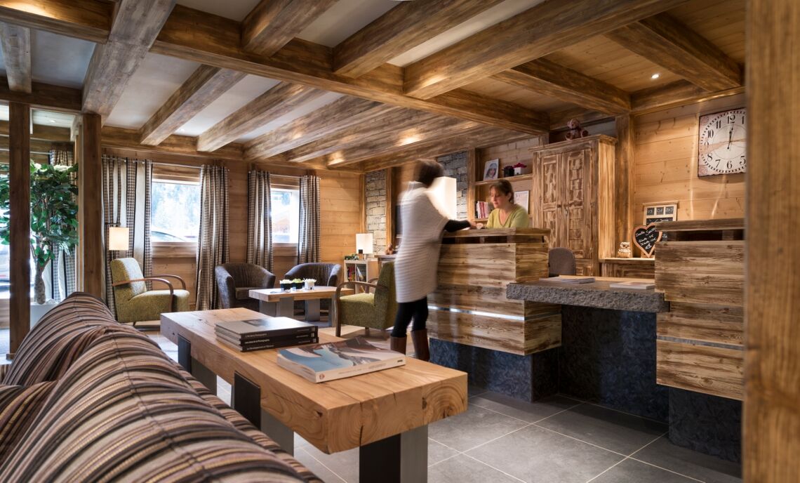 Reception, Les Chalets D'Angele