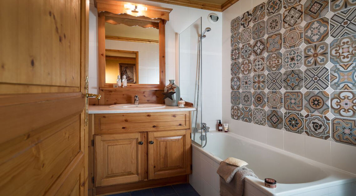 Le Chalet des Cimes bathroom 