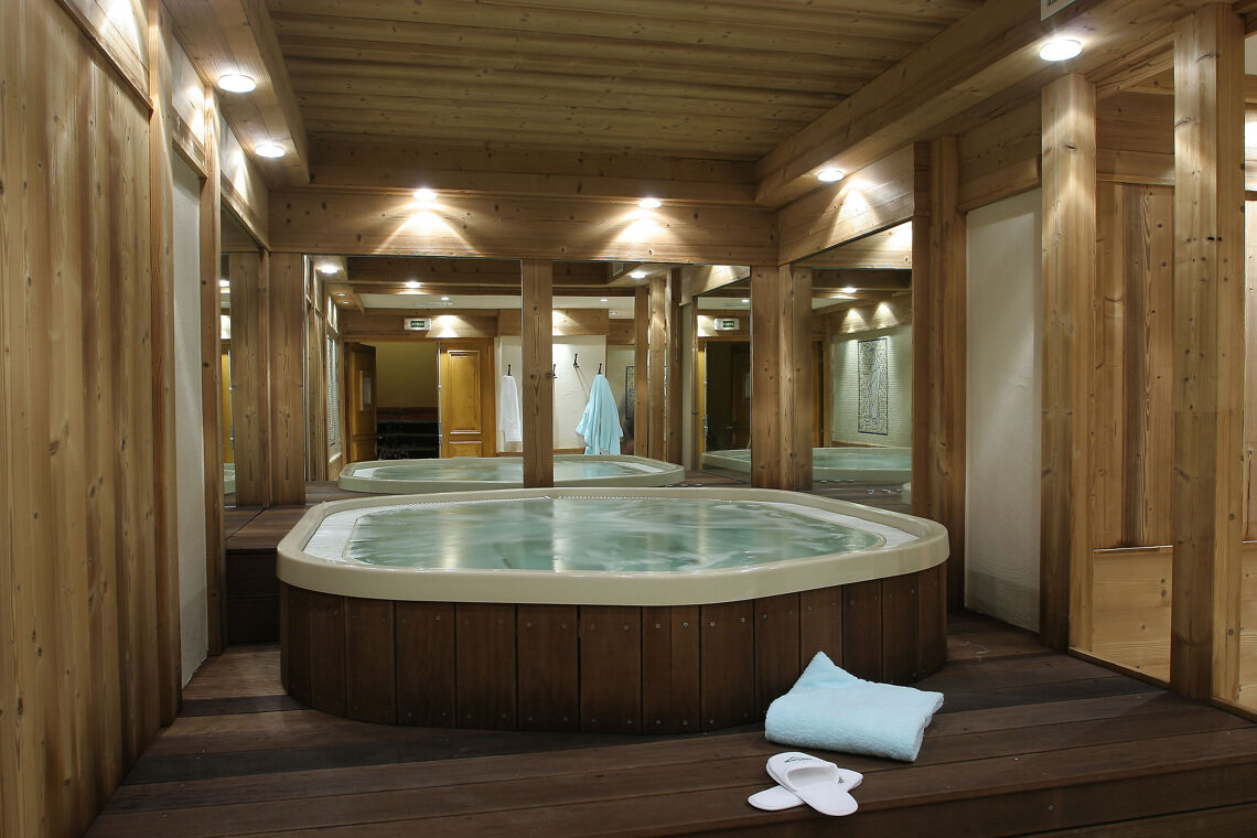 The Jacuzzi - Residence Cimes - Belle Plagne - La Plagne - France