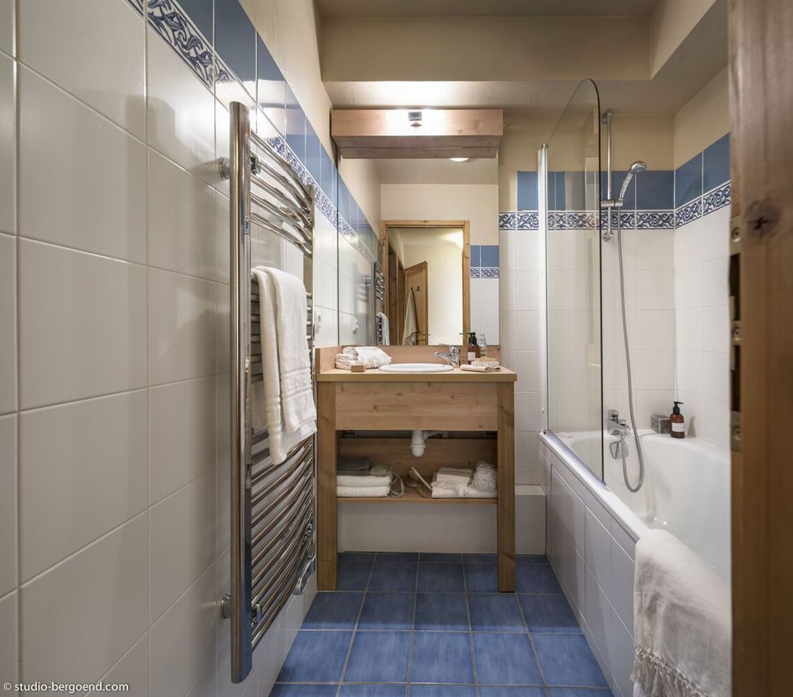 Le Hameau de la Sapiniere Les Menuires Bathroom