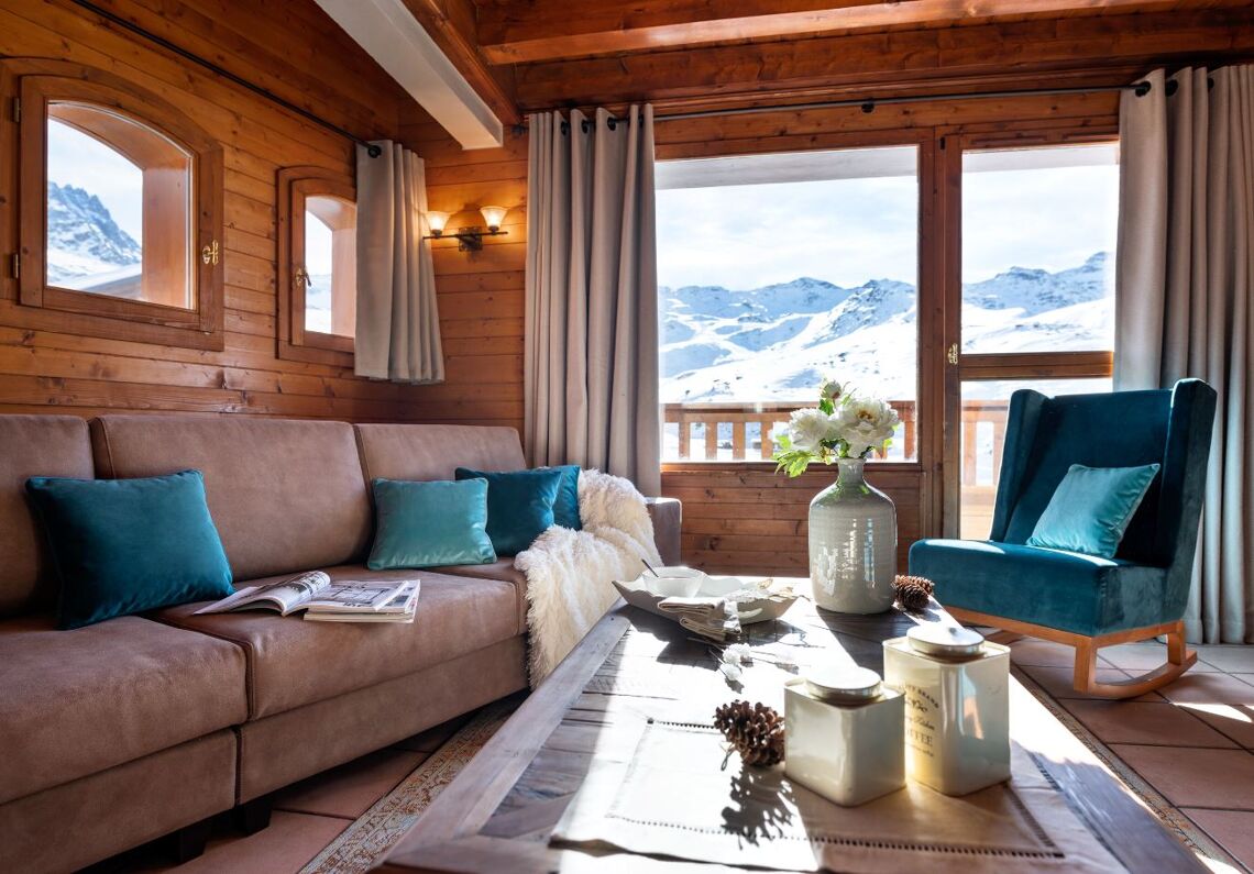 Soleil small lounge