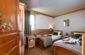 Soleil twin bedroom