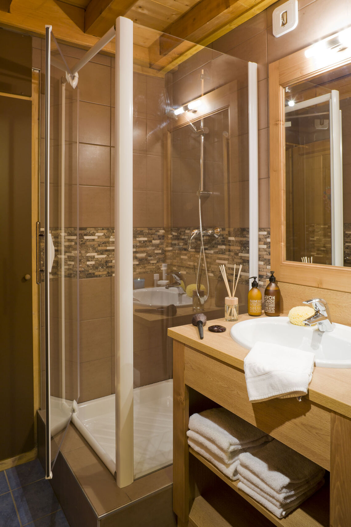 Bathroom in Chalets de la Lombarde Val Thorens