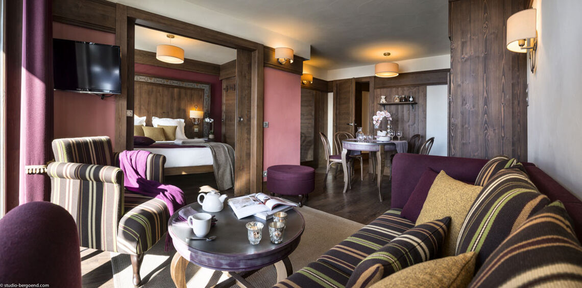 Hameau du Kashmir Sitting Area