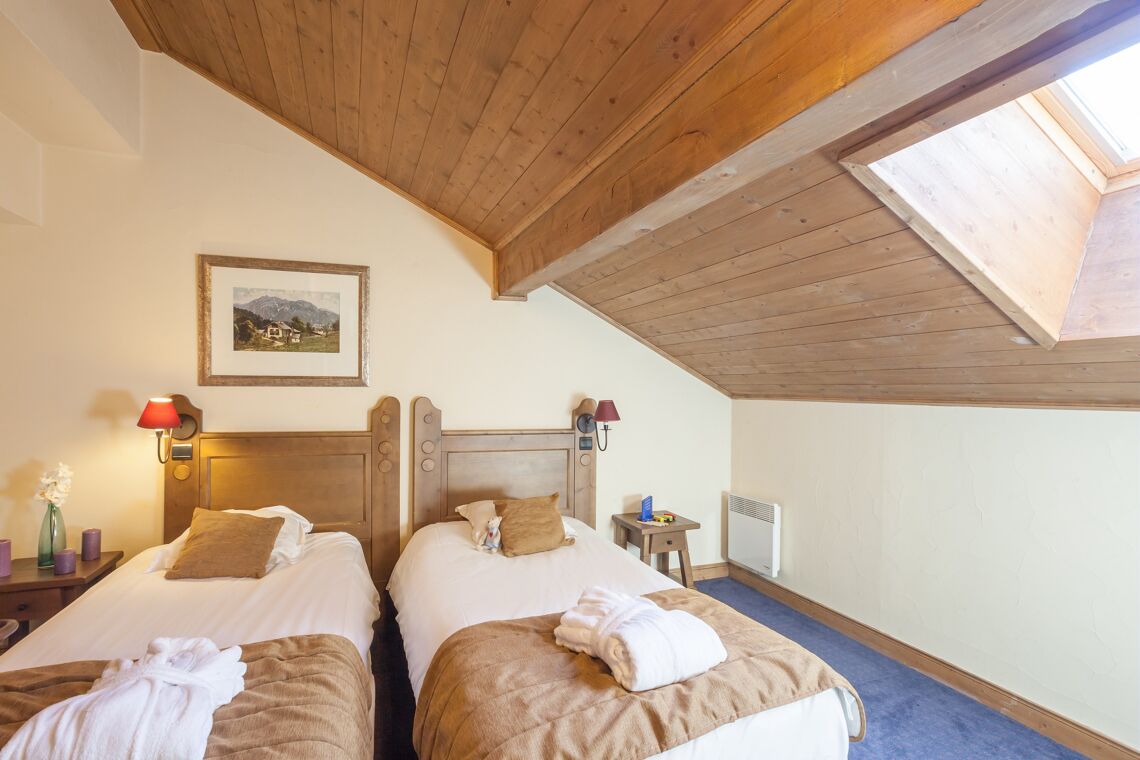 Twin Bedroom Le Village Arc 1950