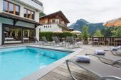 Heated indoor/outdoor swimming pool Hotel Le Petit Dru Morzine