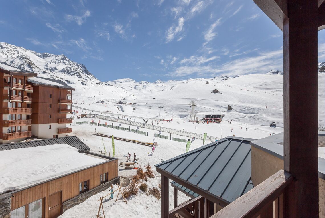 Balcony View Machu Pichu Val Thorens