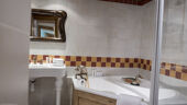 Bathroom of a duplux suite at Les Suites du Montana