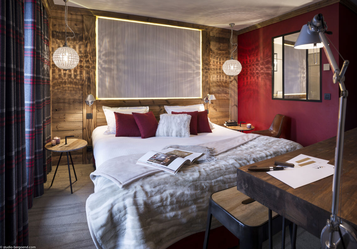 Bedroom at Hotel Village Montana Tignes