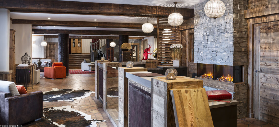 Reception at Hotel Village Montana Tignes