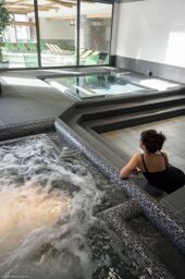 Kalinda hot tub