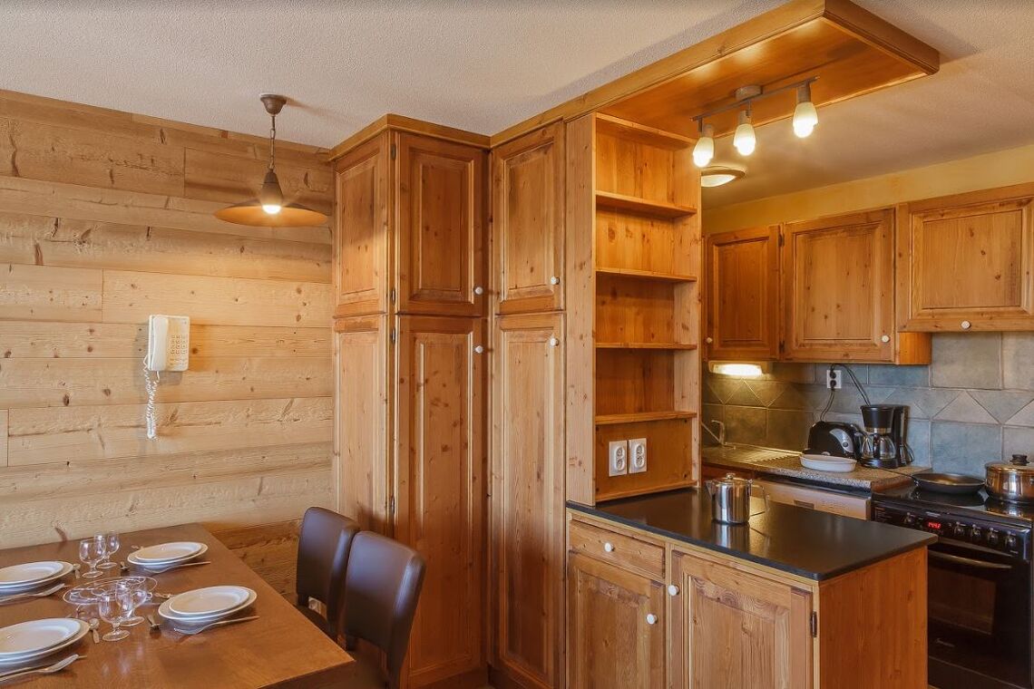 Balcons Belle Plagne kitchen