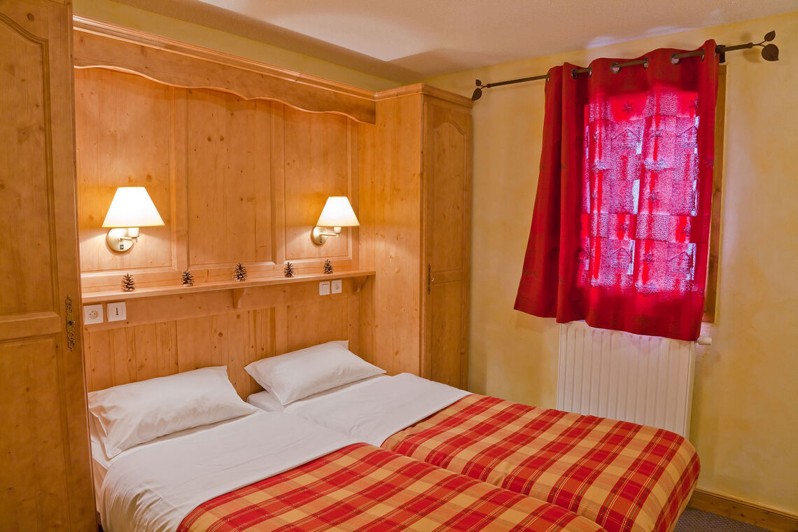Les Balcons de la Rosiere - bedroom