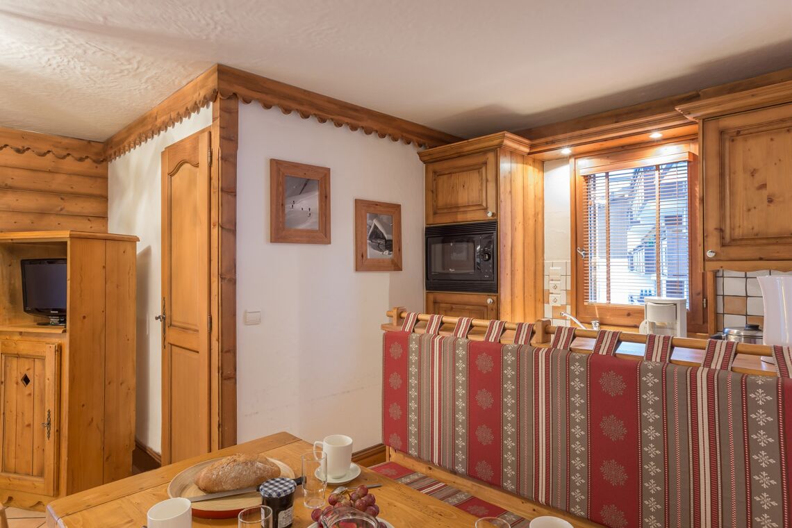 Dining Table La Ginabelle Chamonix