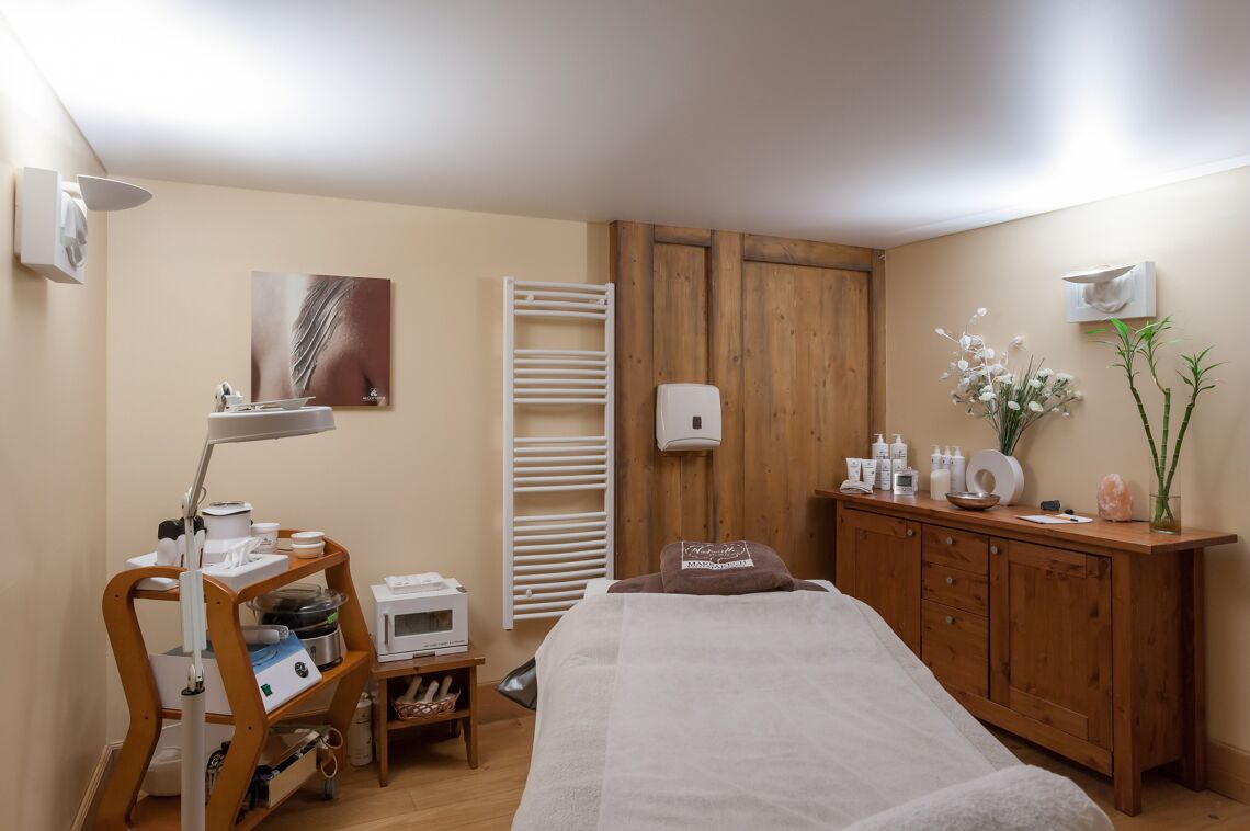 Massage Table La Ginabelle Chamonix