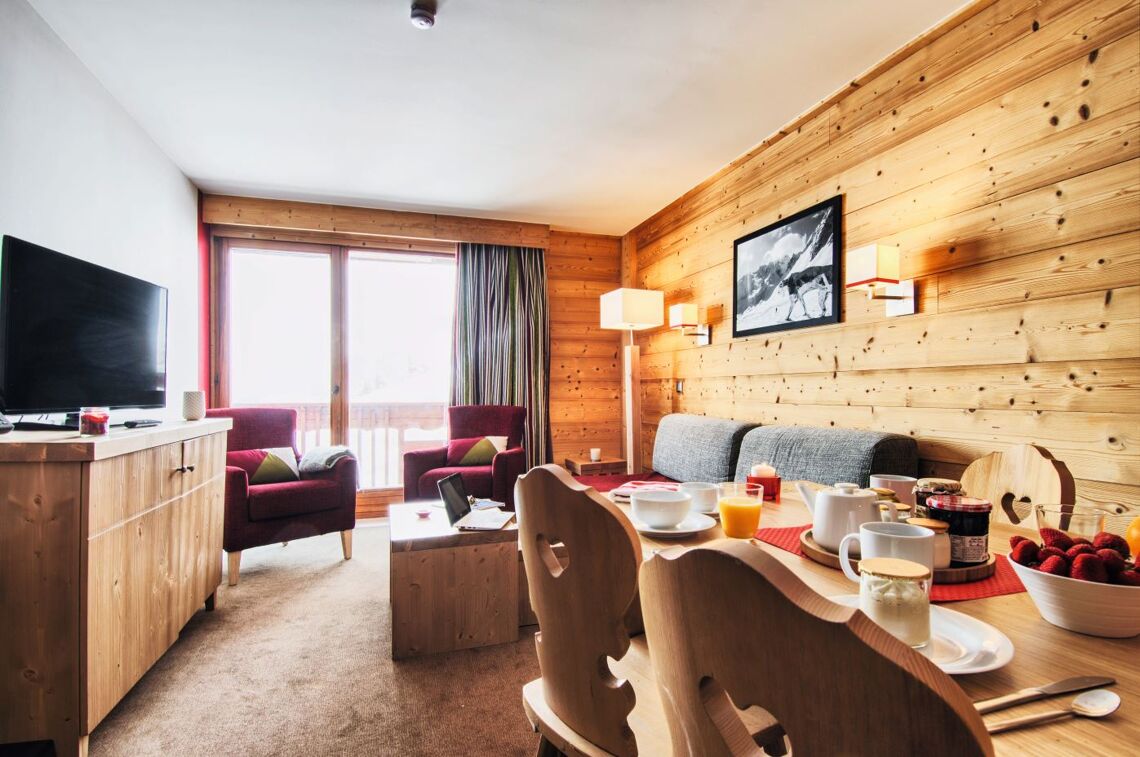 Living area chalets du forum