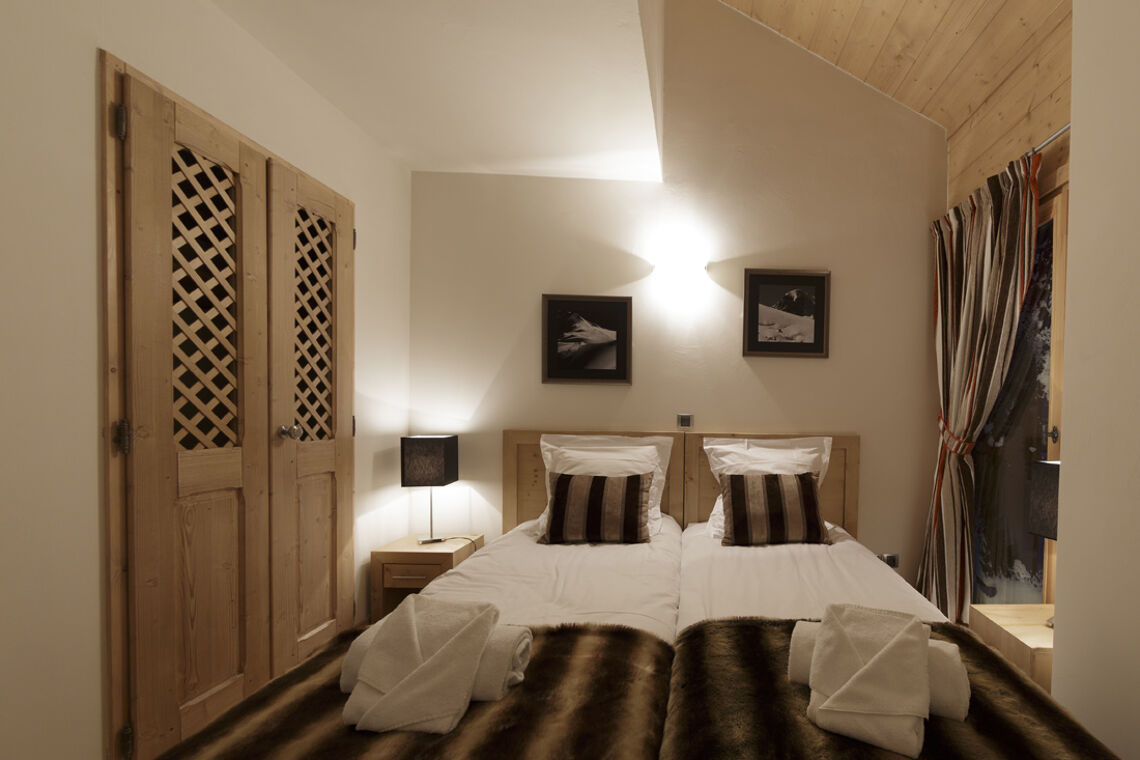 La Napoleon - Twin Bedroom 
