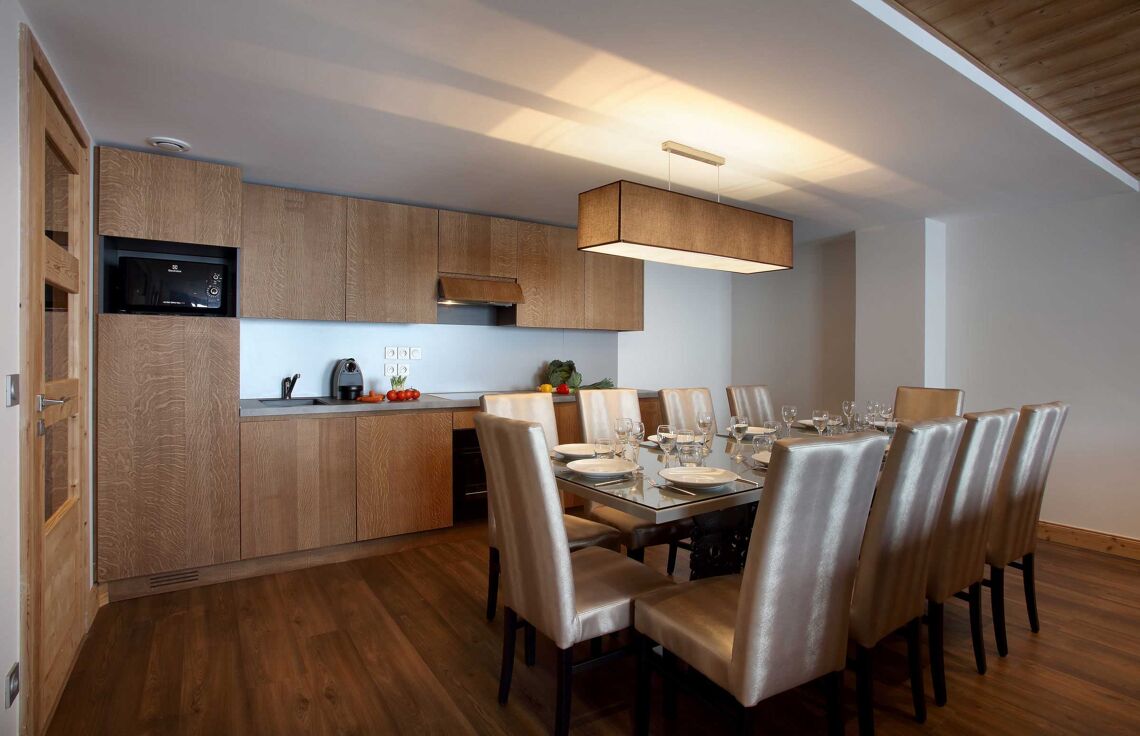 La Source des Arcs - Large Dining Area