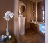 Le Taos Hotel Suite Bathroom