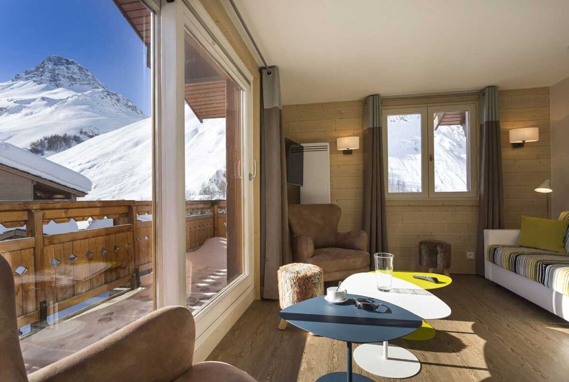 Chalets Jardin Alpin Balcony and Lounge