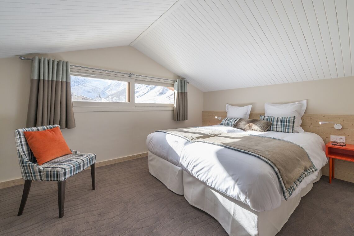 Chalets du Jardin Alpin Val d'Isere Twin_bedroom