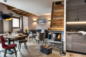 Lounge with Fireplace Chalet Skadi