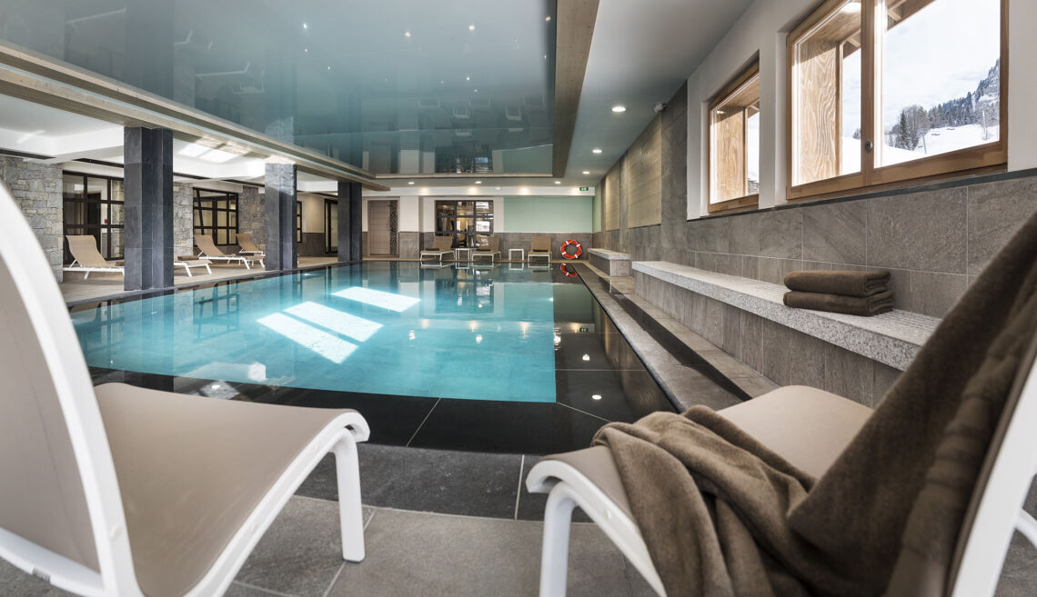 Swimming pool at MGM Le Roc des Tours