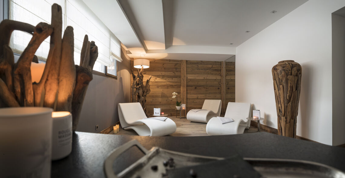 Spa salon at MGM Cristal de Jade