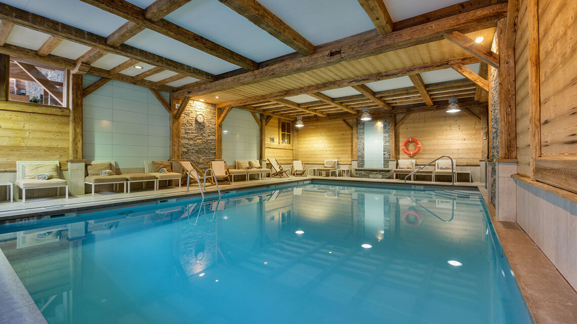 LE Ruitor swimming pool