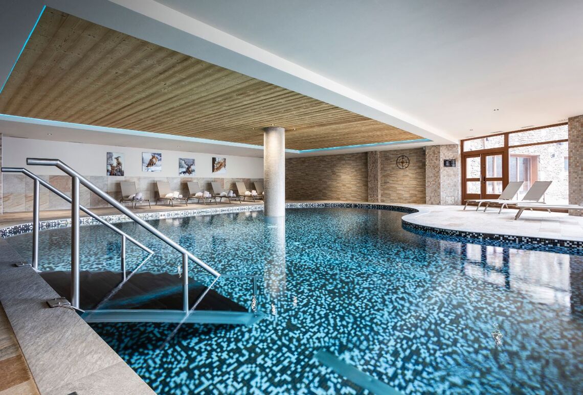 Residence Daria-I Nor swimming pool