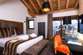 Daria-I Nor Double Bedroom